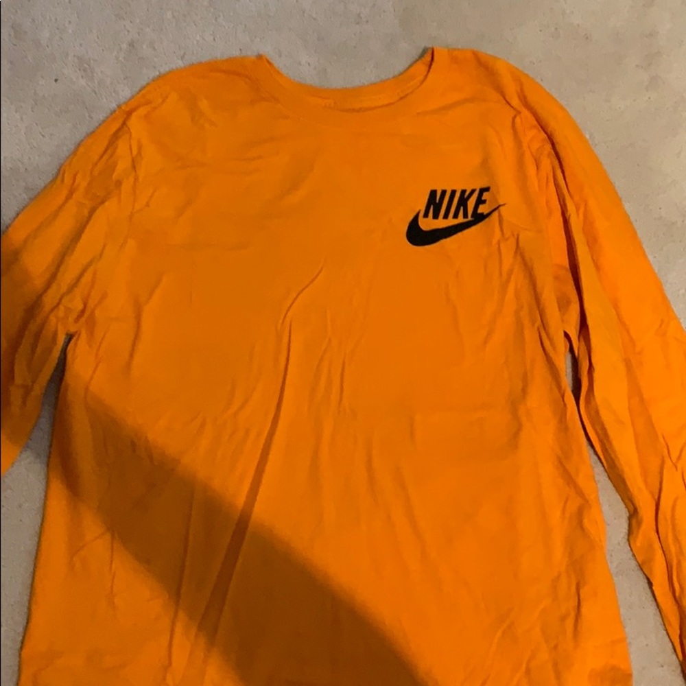 Nike long sleeve shirt